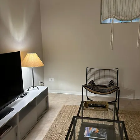 Casa Di Leonardo Elegant&comfort Aparthotel Bari