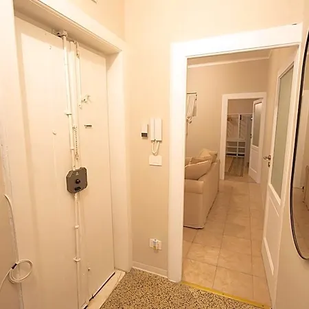 Casa Di Leonardo Elegant & Comfort Apart Otel