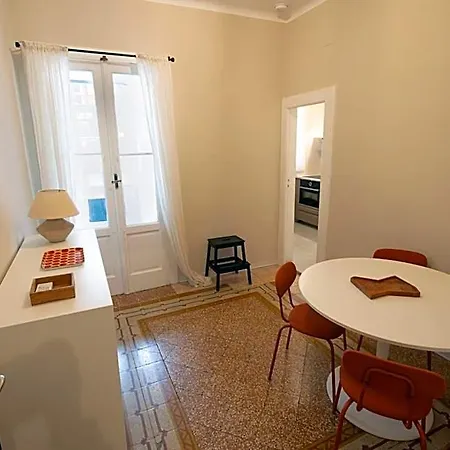 Casa Di Leonardo Elegant & Comfort Apart Otel